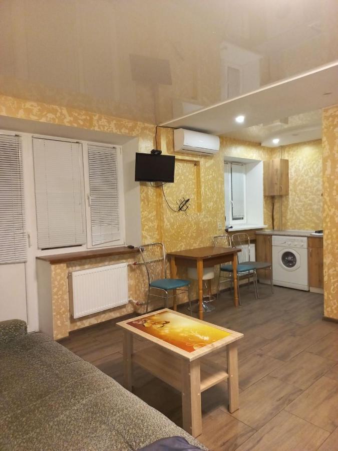 Большая 3 Комнатная Квартира Tsjerkasy Buitenkant foto